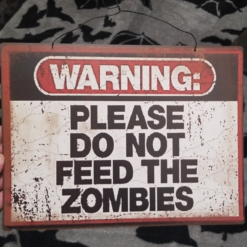 Halloween Signs - Picture 5 of 8